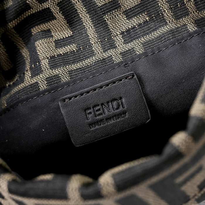 Fendi Tote bag with stylish features Black 01A 2