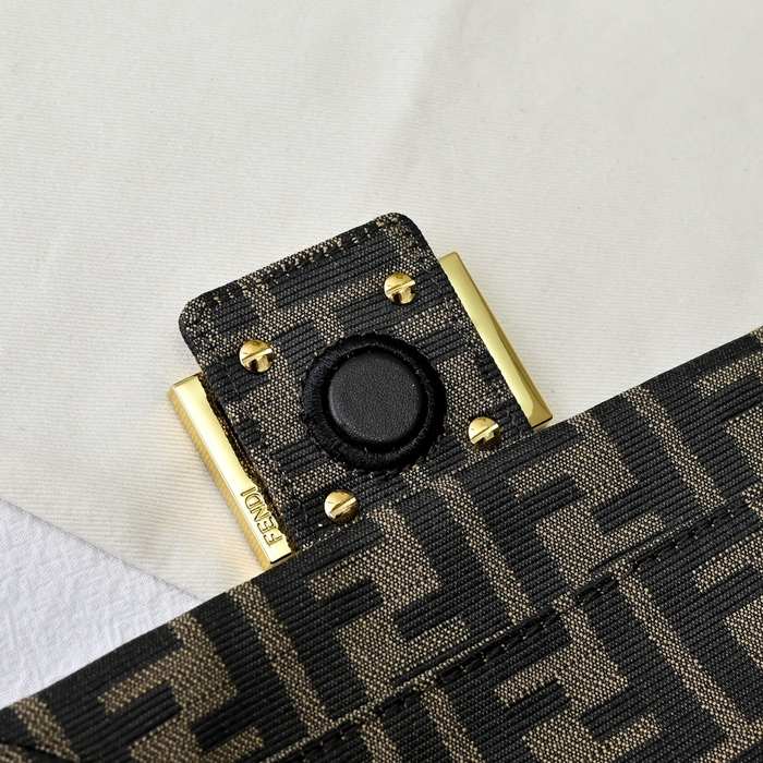 Fendi Tote bag with stylish features Black 01A 2