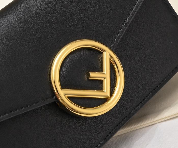 Fendi Tote bag with stylish features Black 01A 5