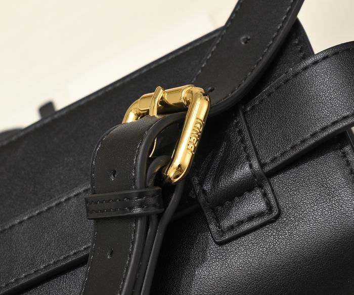 Fendi Tote bag with stylish features Black 01A 5