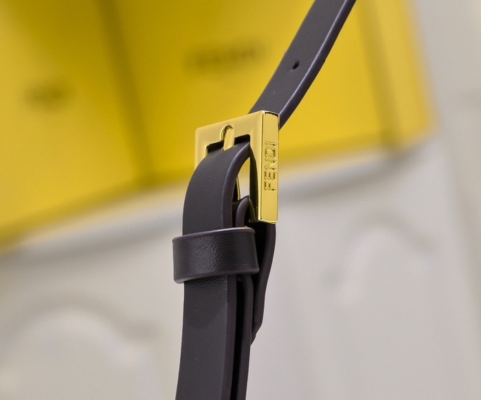 Fendi Tote bag with stylish features Grey 01A