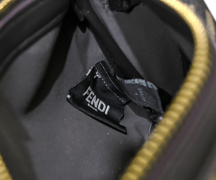 Fendi Tote bag with stylish features Grey 01A