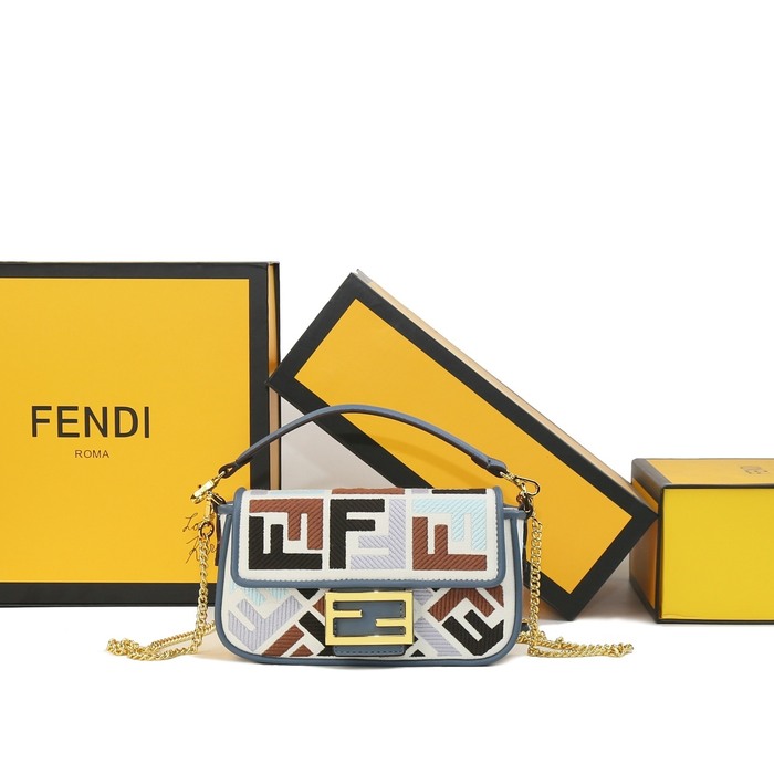 Fendi Tote bag with stylish traits Beige 01A