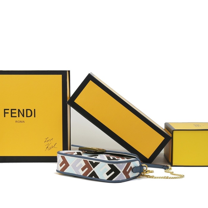 Fendi Tote bag with stylish traits Beige 01A