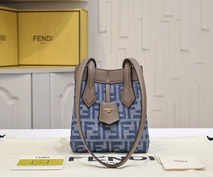 Fendi Tote bag with stylish traits Blue 01A 2
