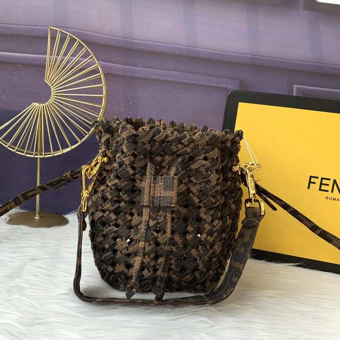 Fendi Tote bag with stylish traits Brown 01A 10
