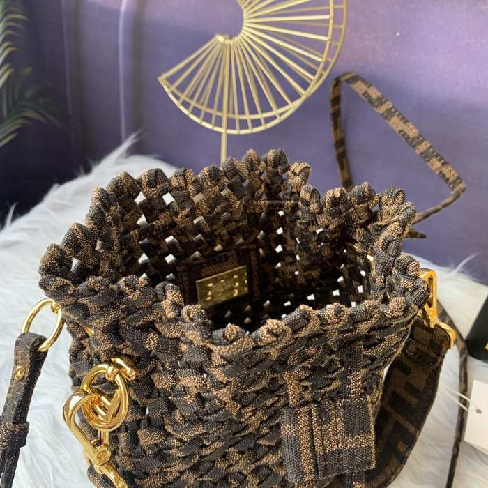 Fendi Tote bag with stylish traits Brown 01A 10