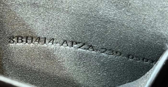 Fendi Tote bag with stylish traits Brown 01A 5