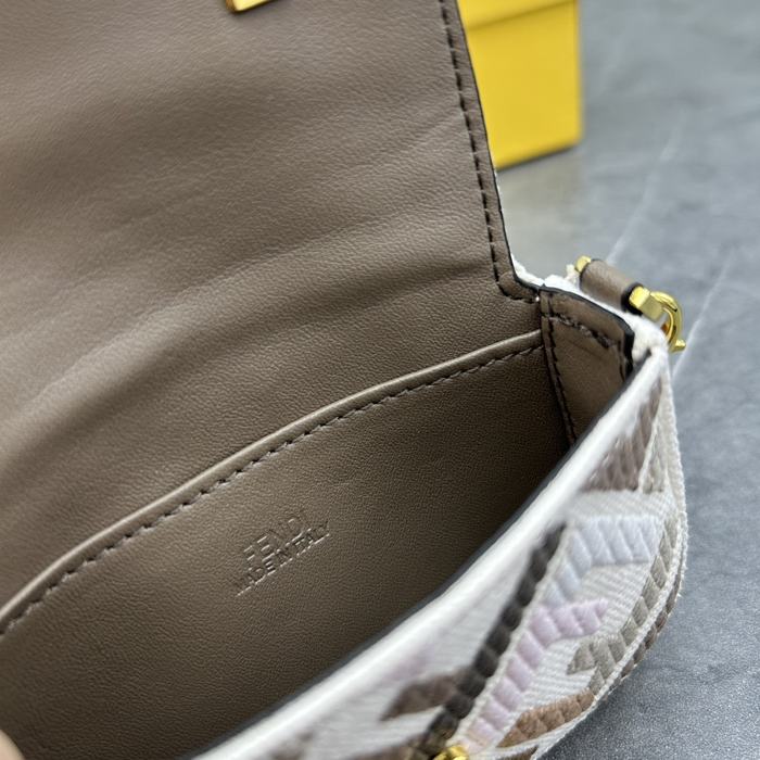 Fendi Tote bag with stylish traits Brown 01A 6