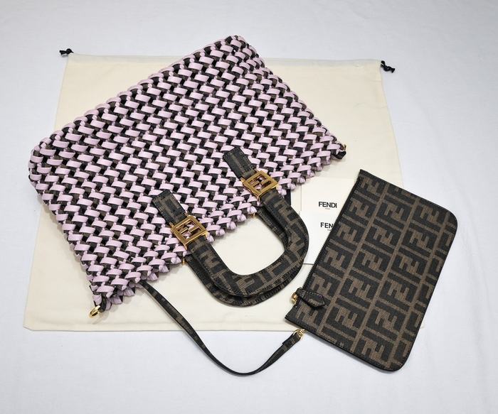 Fendi Tote bag with stylish traits Brown 01A 7