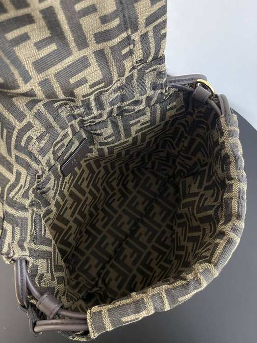 Fendi Tote style 13 Brown 01A