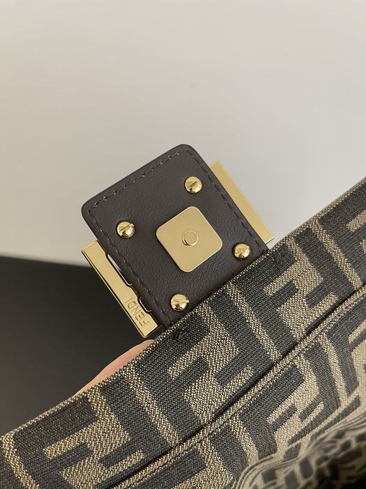 Fendi Tote style 13 Brown 01A