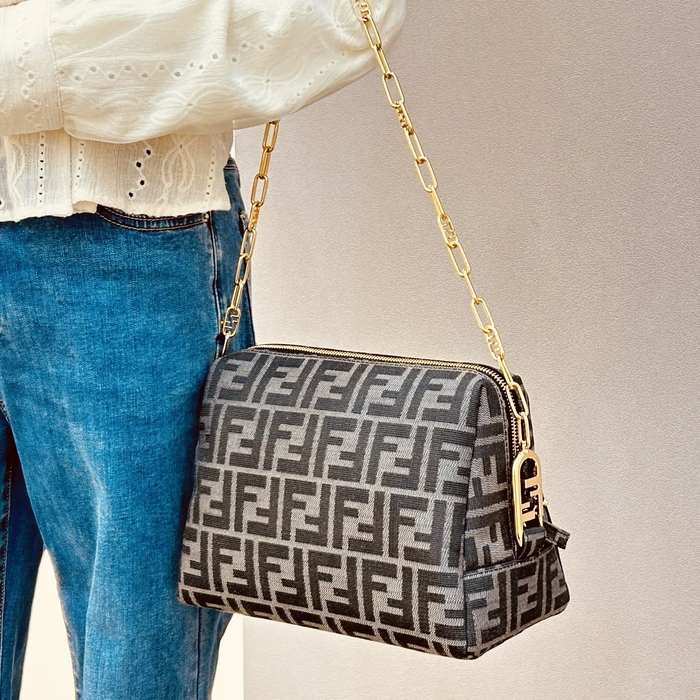 Fendi Tote style 18 Navy 01A