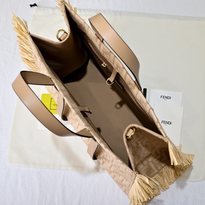Fendi Tote style 35 Beige 01A