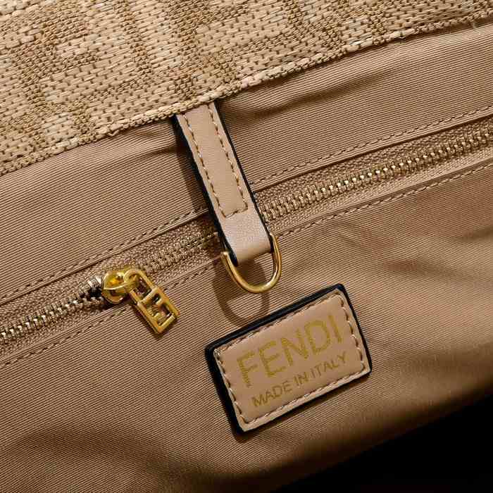 Fendi Tote style 35 Beige 01A