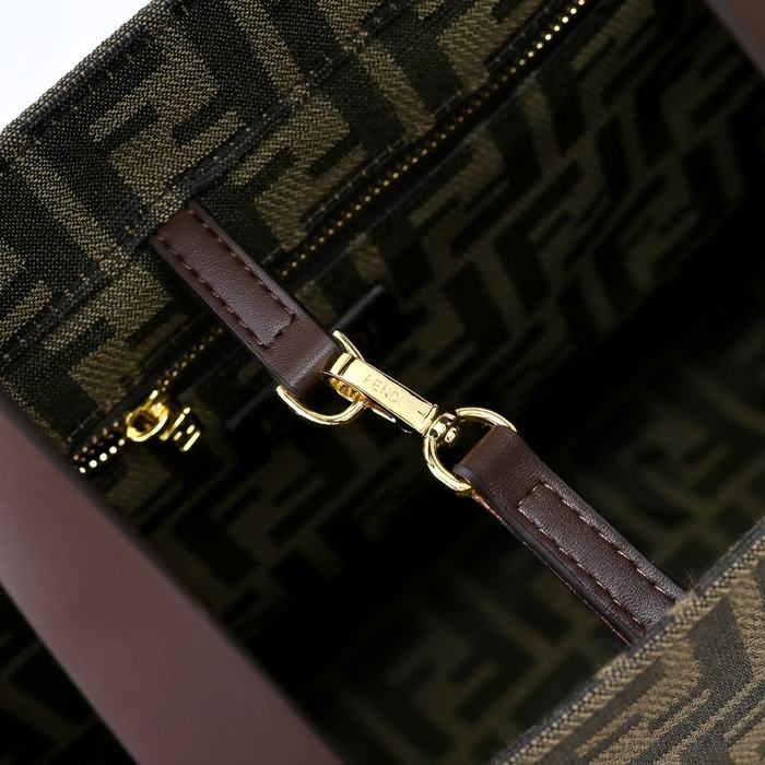 Fendi Tote style 35 Beige 01A