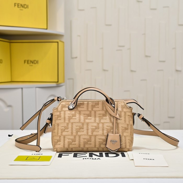 Fendi Tote style 44 Beige 01A