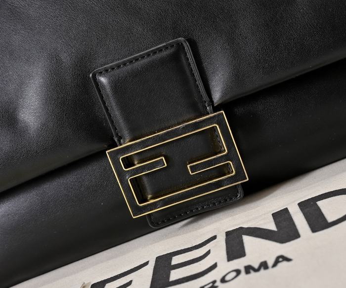 Fendi Tote style 47 Black 01A
