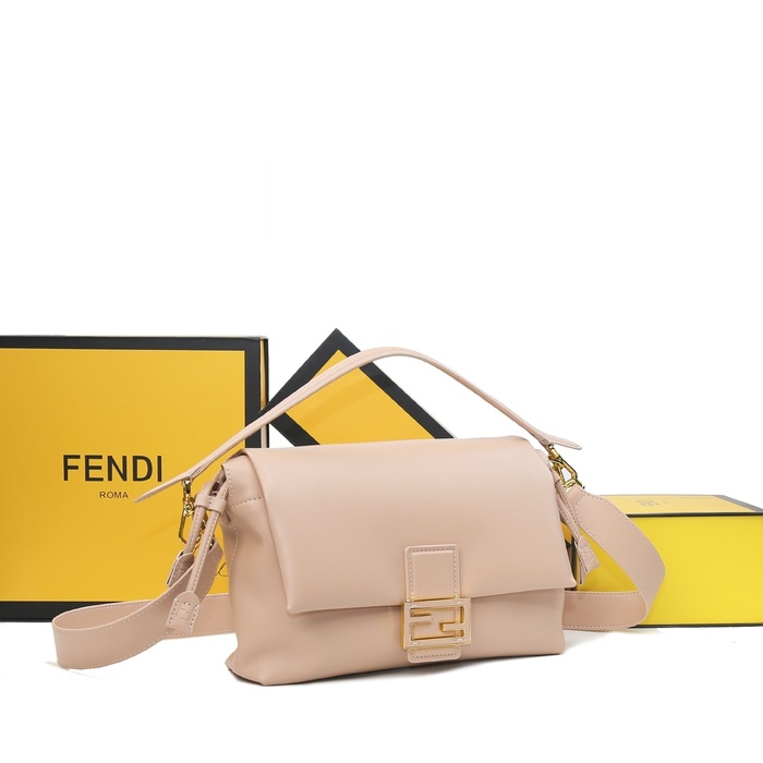 Fendi Tote style 53 Black 01A