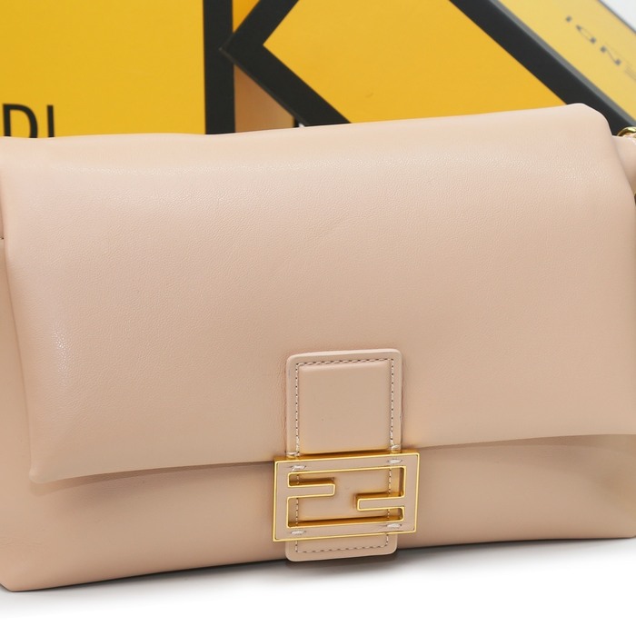 Fendi Tote style 53 Black 01A