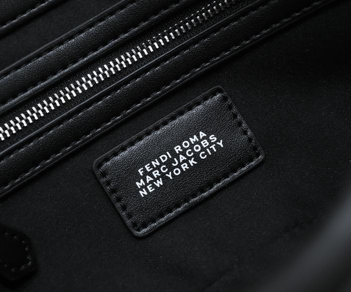Fendi Tote style 55 Black 01A