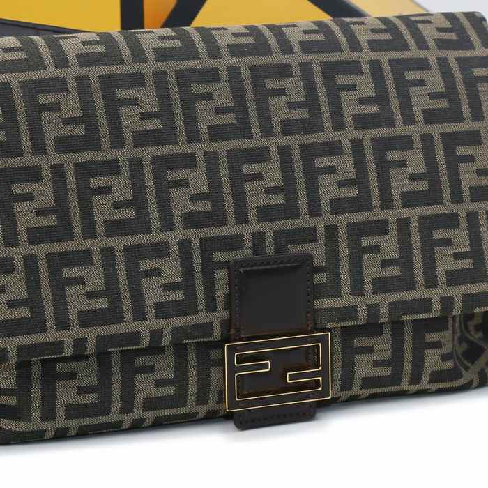 Fendi Tote style 56 Black 01A