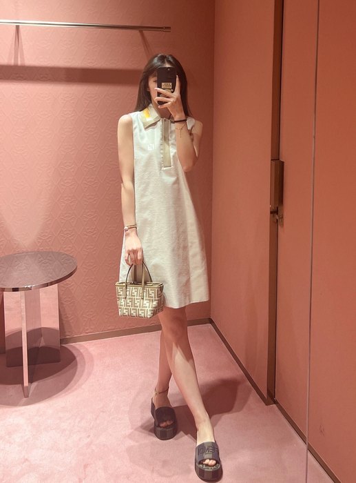 Fendi Tote style 57 Beige 01A