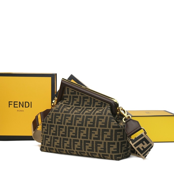 Fendi Tote style 61 Brown 01A