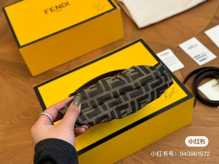 Fendi Tote style 69 Brown 01A