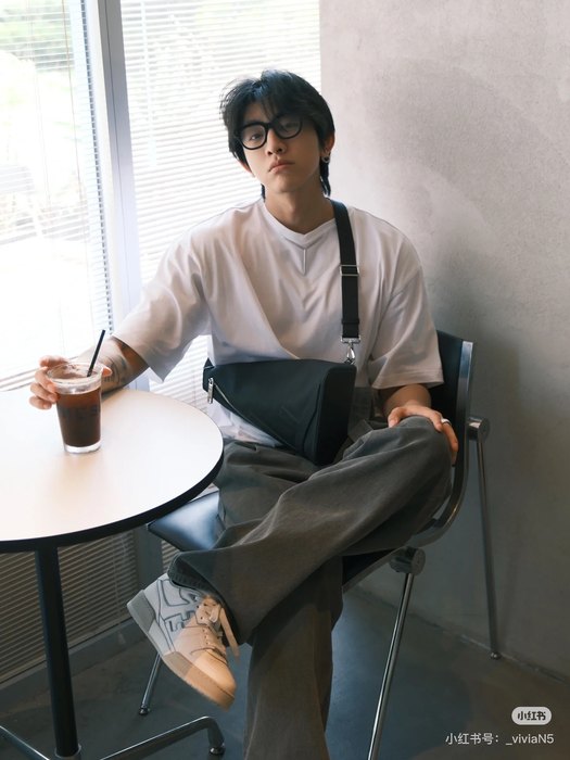 Fendi Tote style 82 Brown 01A