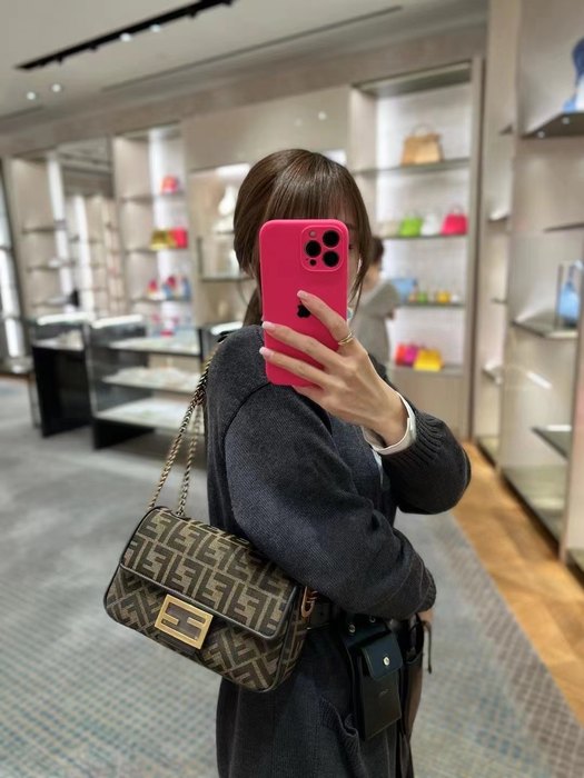 Fendi Tote style 85 Brown 01A