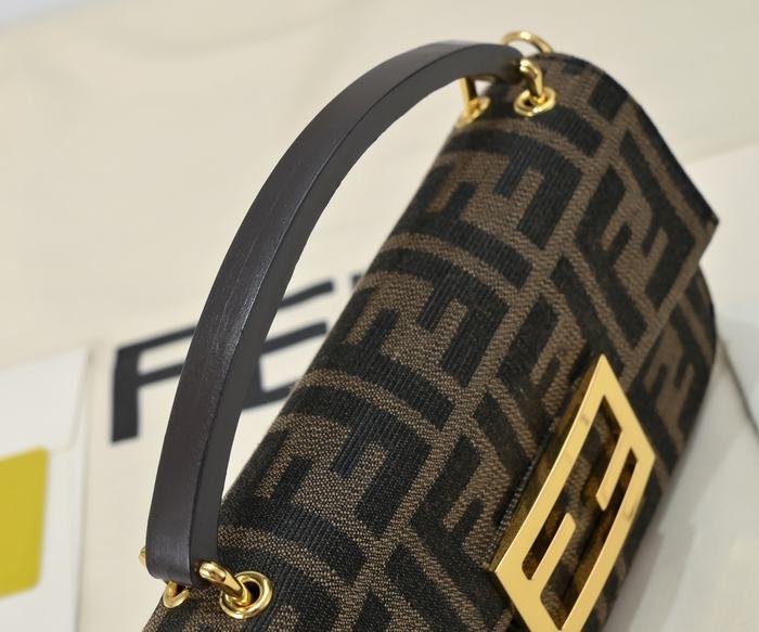 Fendi Tote style 97 Brown 01A
