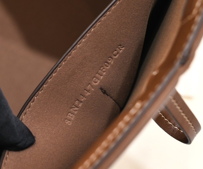 Fendi Tote with elegant design Brown 01A