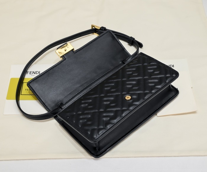 Fendi Tote with modern design traits Brown 01A