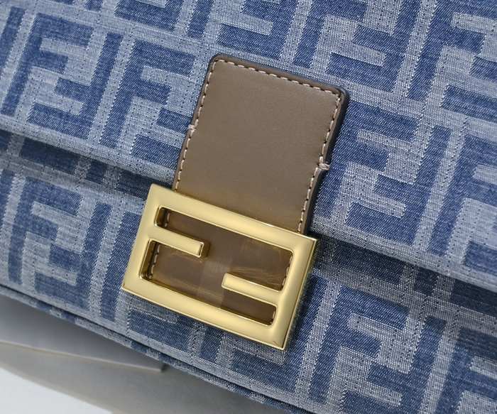 Fendi Tote with structured design Blue 01A