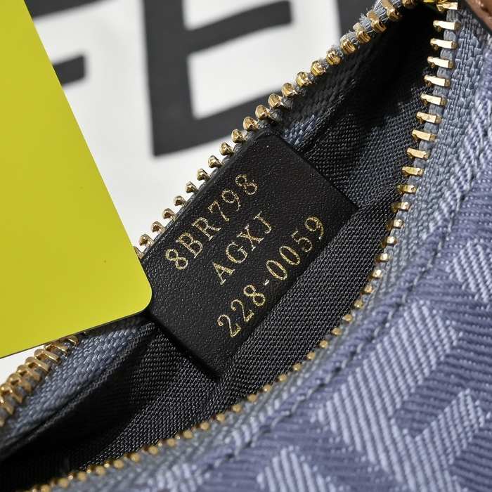 Fendi Tote with stylish design Grey 01A