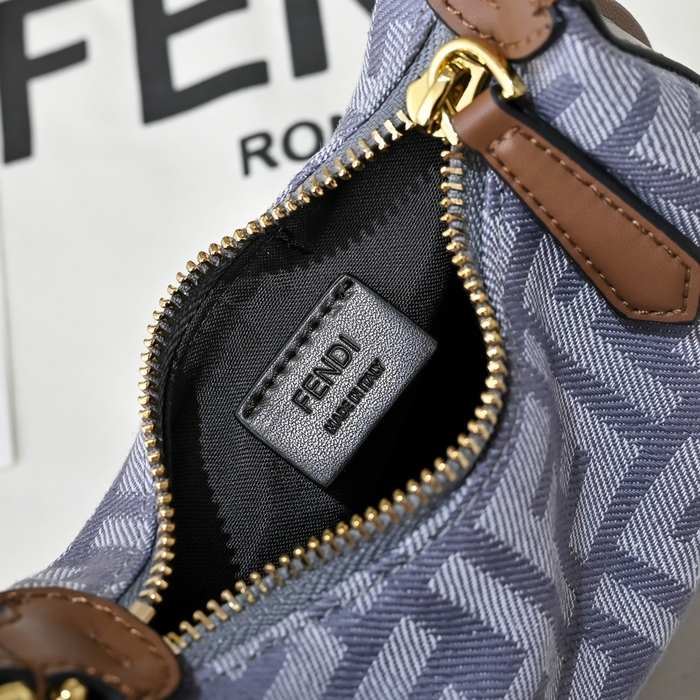 Fendi Tote with stylish design Grey 01A