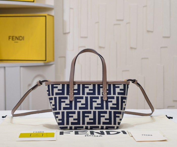 Fendi Tote with stylish design traits Blue 01A 2