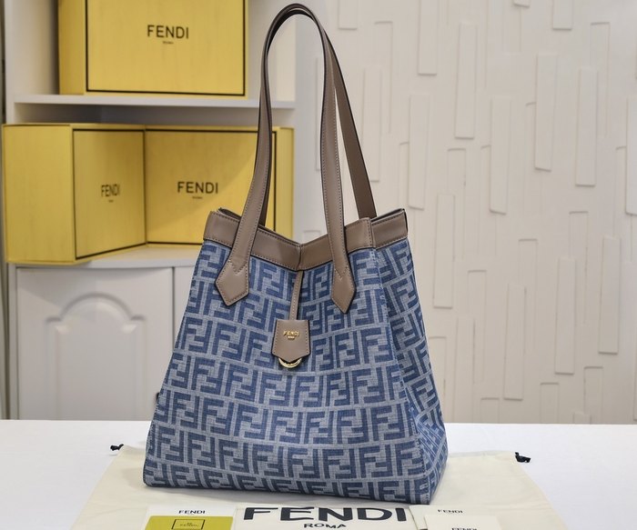 Fendi Tote with stylish design traits Blue 01A