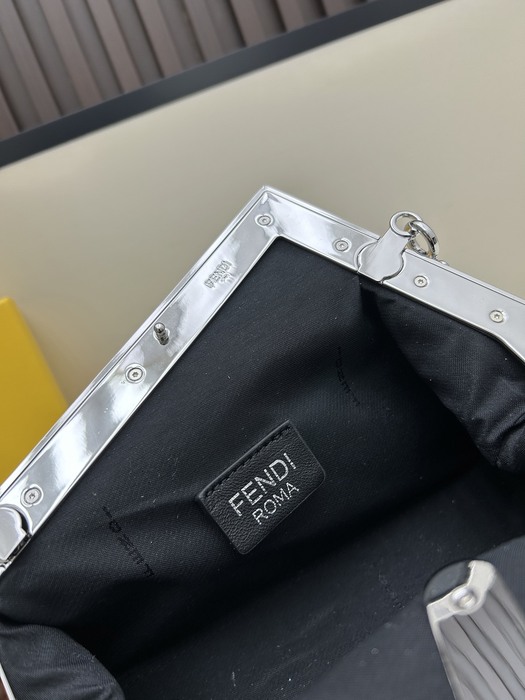 Fendi Tote with stylish design traits Grey 01A