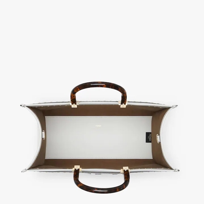 Fendi Tote with stylish features Beige 01A 2