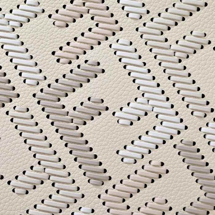 Fendi Tote with stylish features Beige 01A