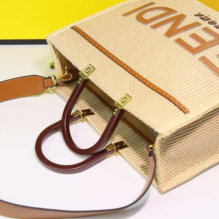 Fendi Tote with stylish traits Brown 01A 2