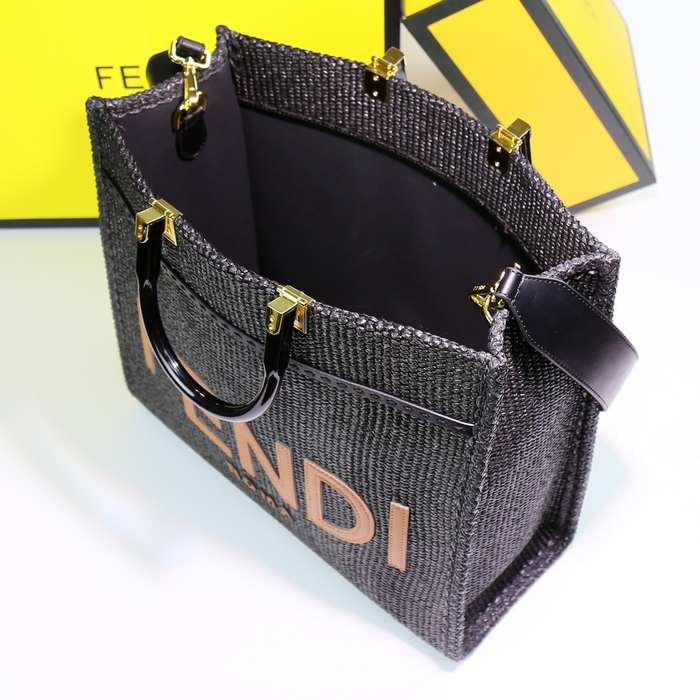 Fendi Tote with stylish traits Brown 01A 2