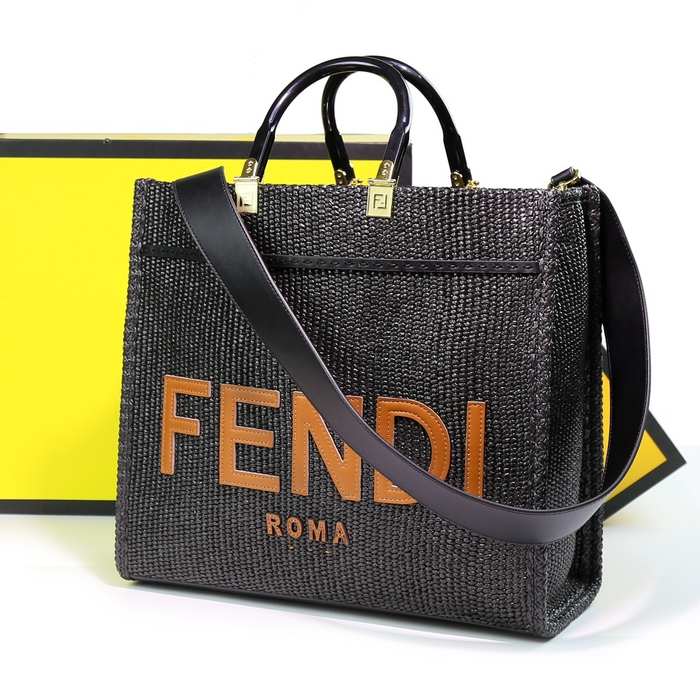 Fendi Tote with stylish traits Brown 01A 2