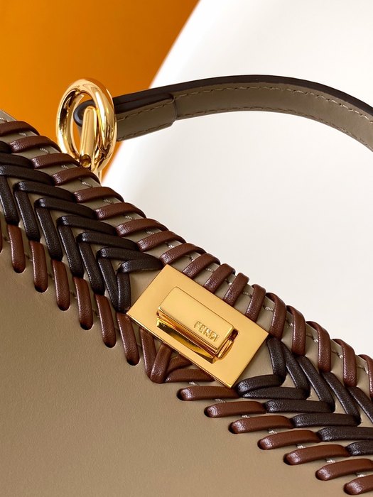 Fendi Tote with stylish traits Brown 01A