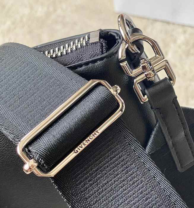 Yupoo Stylish Tote with elegant design Tan 01A