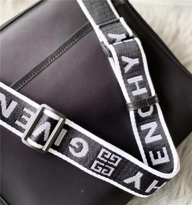 Yupoo Tote bag with minimalist design Black 01A 2