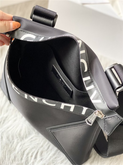 Yupoo Tote style 44 Black 01A