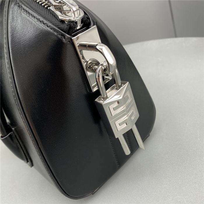 Yupoo Tote style 61 Black 01A